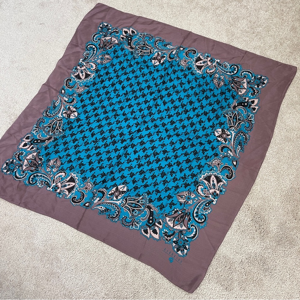 vintage Georgiou 100% silk scarf